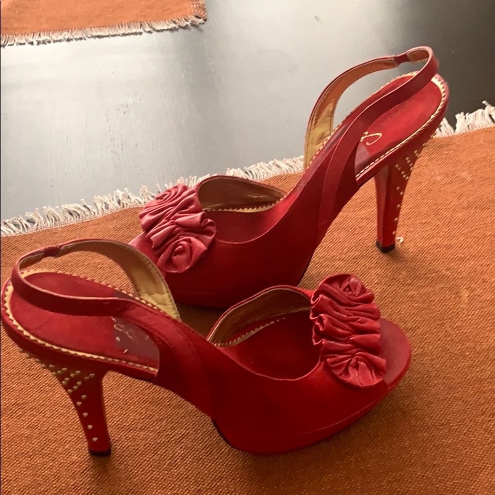 Red Slingback Heels - Picture 3 of 3